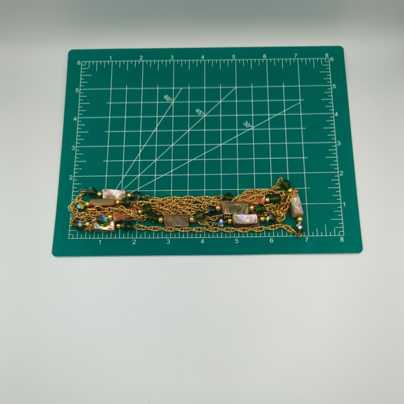 Vintage Gold Tone Necklace Abalone Shell Green AB Glass Beads Stations Long 42" - Picture 10 of 10